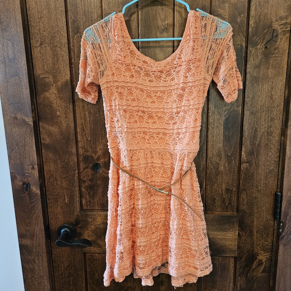 Rewind Peach Lace Short Sleeve Belted Midi Dress medium